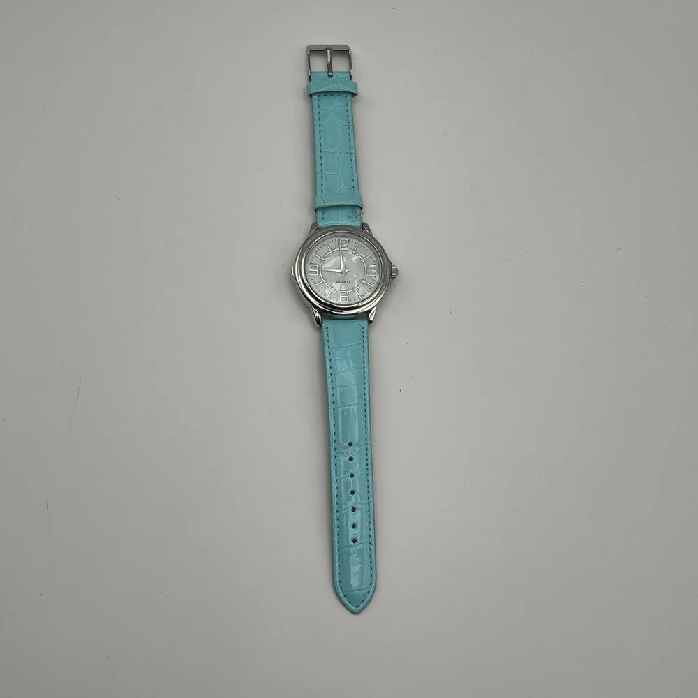 Avon Womens Blue Leather Croc Embossed Analog Quartz‎ Wristwatch